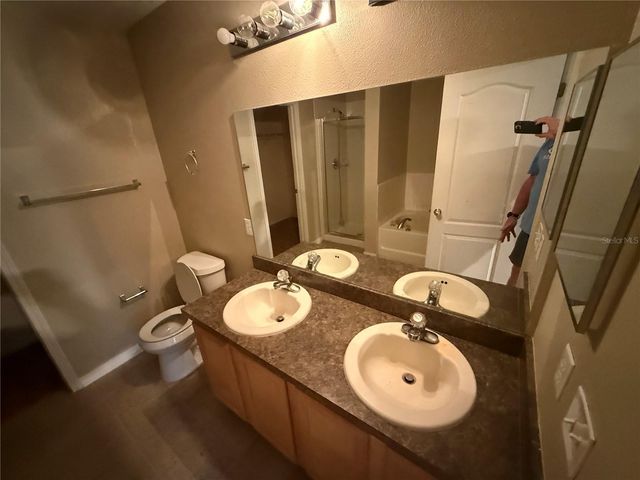 4521 LIMERICK DRIVE, Tampa, FL 33610