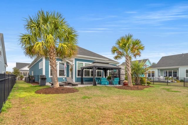 960 Longwood Bluffs Circle, Murrells Inlet, SC 29576