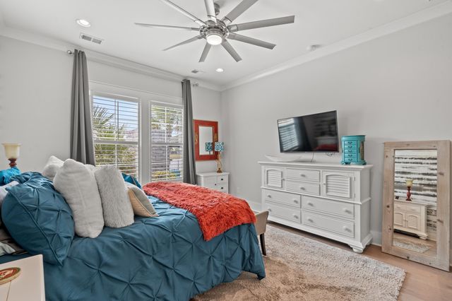 960 Longwood Bluffs Circle, Murrells Inlet, SC 29576