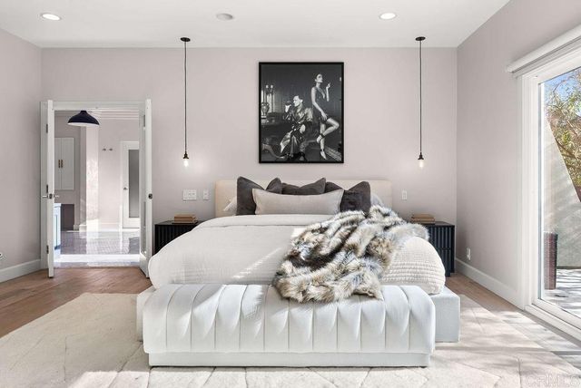 3866 Alta Mesa Drive, Studio City, CA 91604