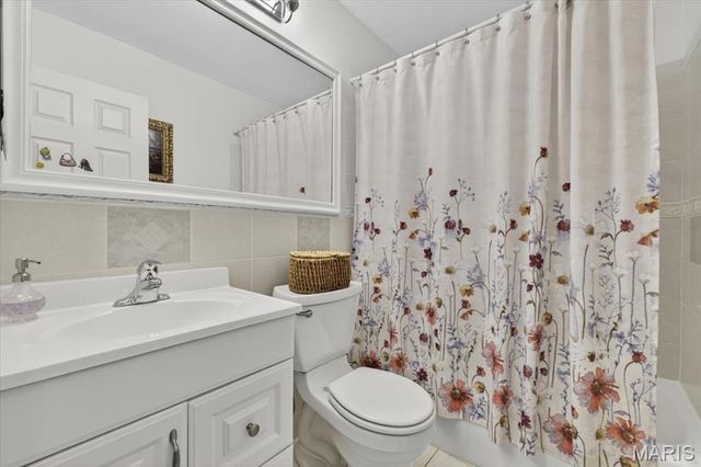 1339 Virginia Drive, Ellisville, MO 63011