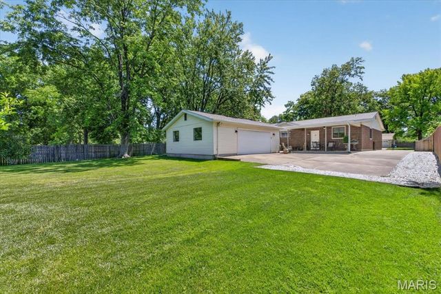 1339 Virginia Drive, Ellisville, MO 63011