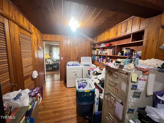2461 Bradley Street, Bristol, VA 24201
