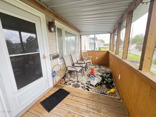 2461 Bradley Street, Bristol, VA 24201