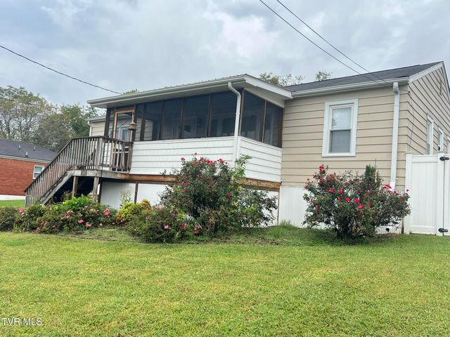 2461 Bradley Street, Bristol, VA 24201