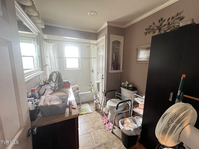 2461 Bradley Street, Bristol, VA 24201