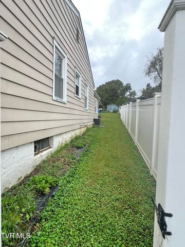 2461 Bradley Street, Bristol, VA 24201