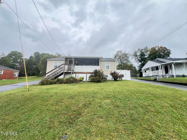 2461 Bradley Street, Bristol, VA 24201