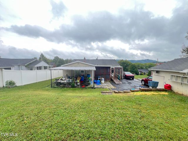 2461 Bradley Street, Bristol, VA 24201