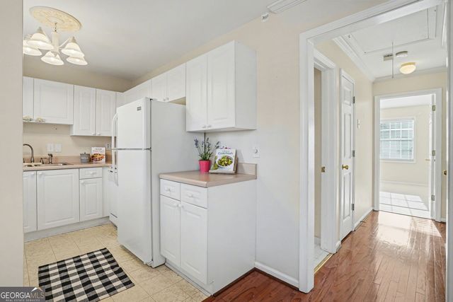 5375 Roswell Road B1, Sandy Springs, GA 30342