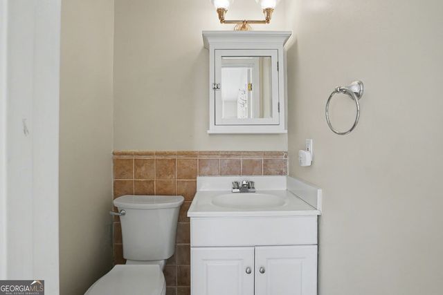 5375 Roswell Road B1, Sandy Springs, GA 30342