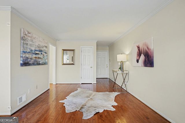 5375 Roswell Road B1, Sandy Springs, GA 30342