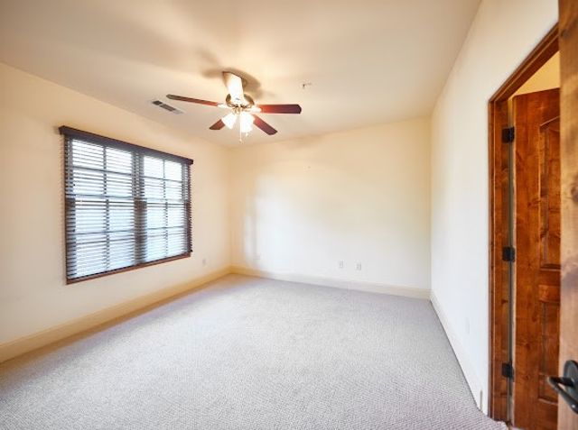 2510 N Henderson 9, Dallas, TX 75206