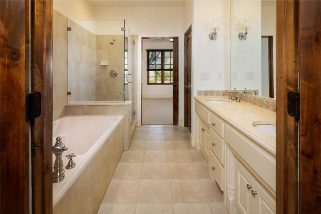 2510 N Henderson 9, Dallas, TX 75206