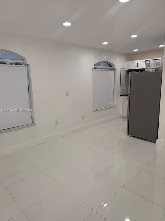 14320 SW 147th Ct E1, Miami, FL 33196