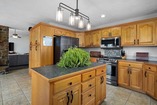 4641 Blackfoot Drive, Springfield, MO 65802