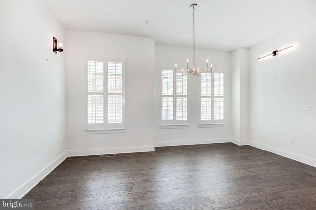 10124 DALMATIAN ST, Rockville, MD 20850