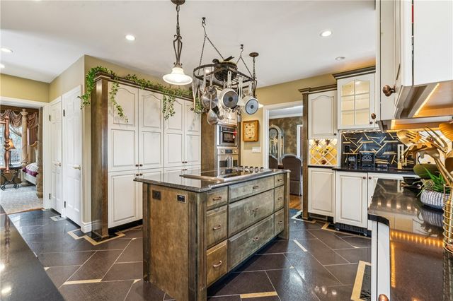 502 Westview Drive, Brighton Twp, PA 15009