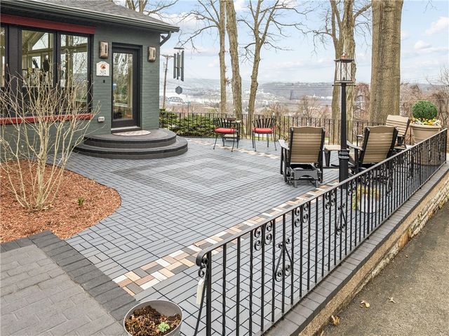 502 Westview Drive, Brighton Twp, PA 15009