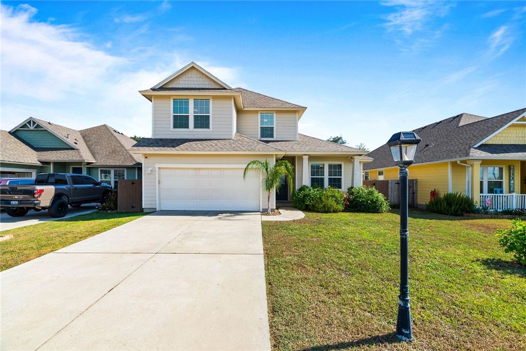 109 Shadow Moss Lane, Rockport, TX 78382 — exterior