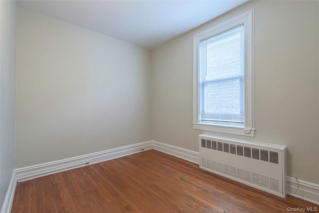 2807 Newtown Avenue 2nd Floor, Astoria, NY 11102