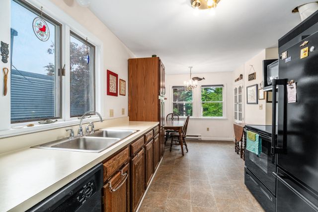 12 Longfellow Road, Wenham, MA 01984