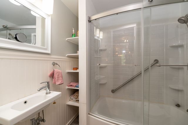 12 Longfellow Road, Wenham, MA 01984