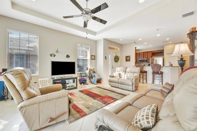 3811 BRIDLECREST LANE, Bradenton, FL 34209