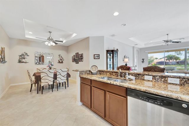 3811 BRIDLECREST LANE, Bradenton, FL 34209