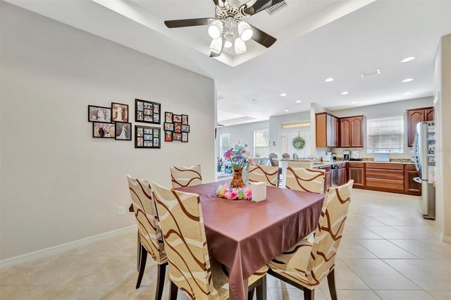 3811 BRIDLECREST LANE, Bradenton, FL 34209