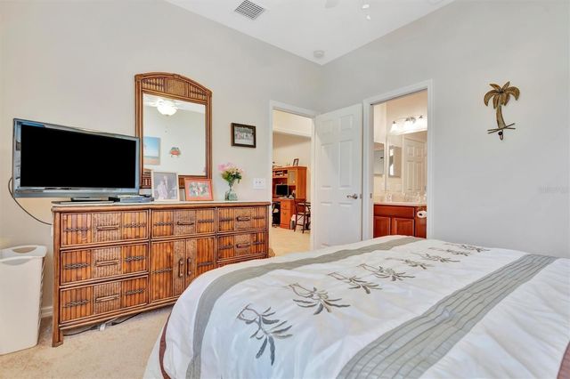 3811 BRIDLECREST LANE, Bradenton, FL 34209