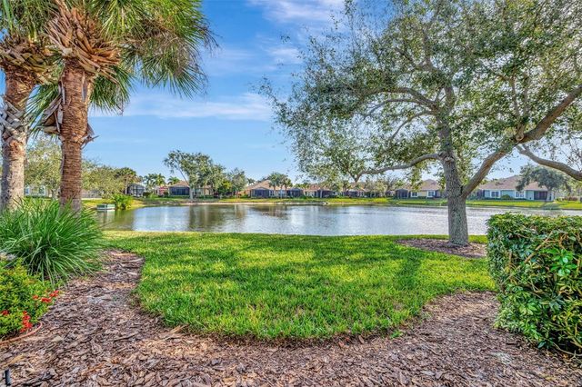 3811 BRIDLECREST LANE, Bradenton, FL 34209