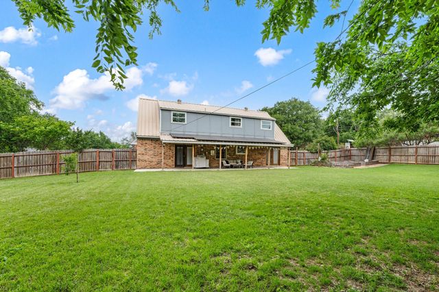 404 Brookview Drive, Decatur, TX 76234