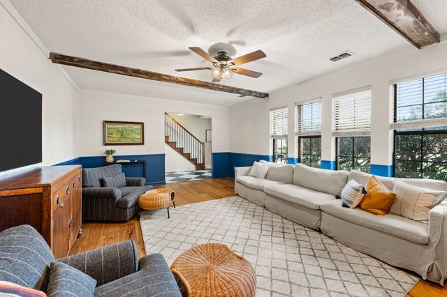 404 Brookview Drive, Decatur, TX 76234