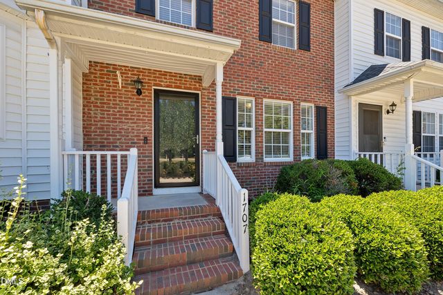 1707 Stroll Circle, Fuquay Varina, NC 27526