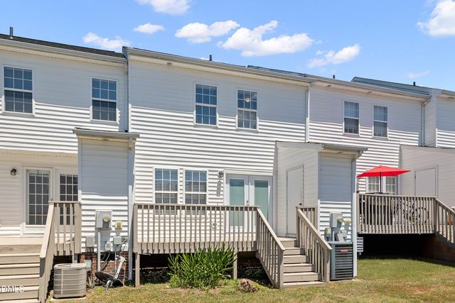 1707 Stroll Circle, Fuquay Varina, NC 27526