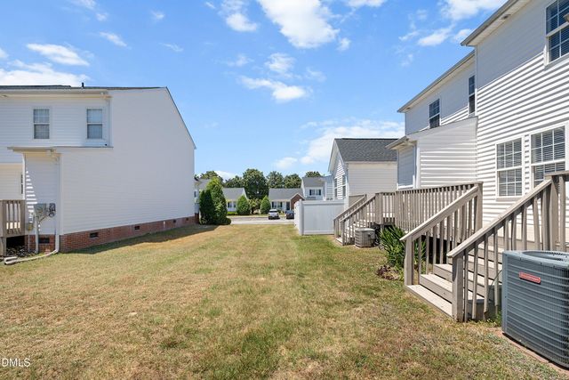 1707 Stroll Circle, Fuquay Varina, NC 27526