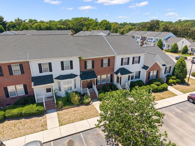 1707 Stroll Circle, Fuquay Varina, NC 27526