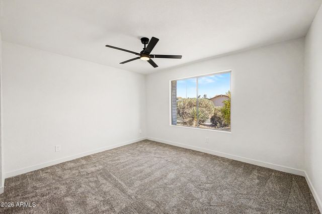 556 W KIVA Avenue, Mesa, AZ 85210