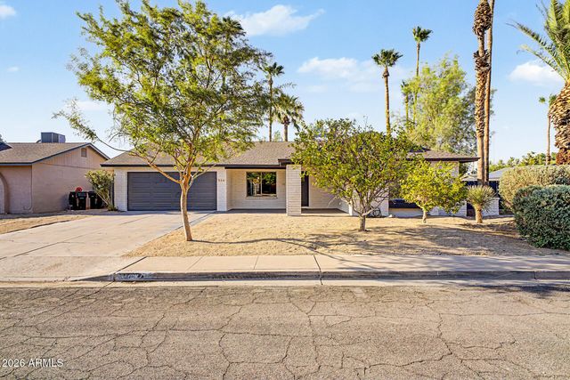 556 W KIVA Avenue, Mesa, AZ 85210