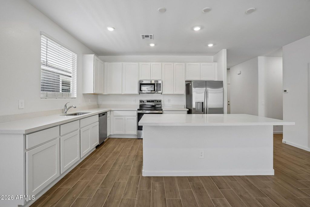 9646 W GABY Road, Tolleson, AZ 85353 — photo 5