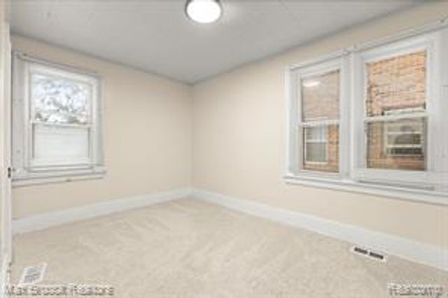 17180 Kentucky Street, Detroit, MI 48221