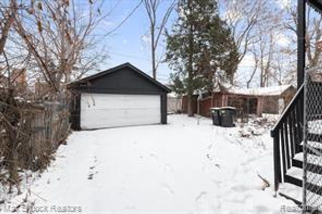 17180 Kentucky Street, Detroit, MI 48221