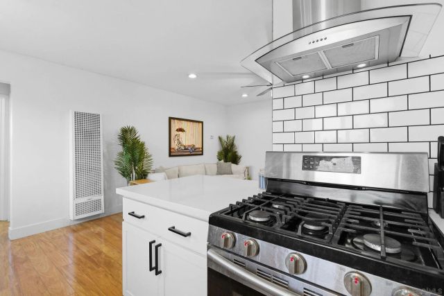 4262 Wilson Ave 10, San Diego, CA 92104