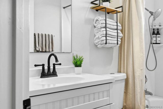 4262 Wilson Ave 10, San Diego, CA 92104