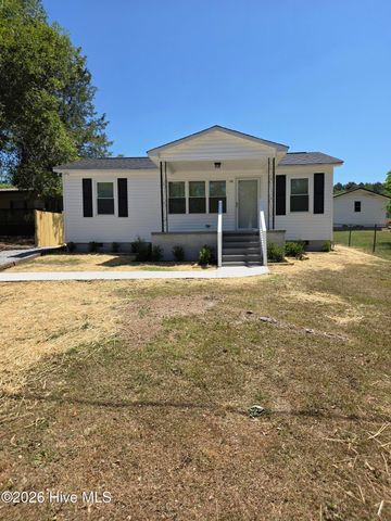 112 Hillview Street, Candor, NC 27229