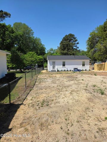 112 Hillview Street, Candor, NC 27229