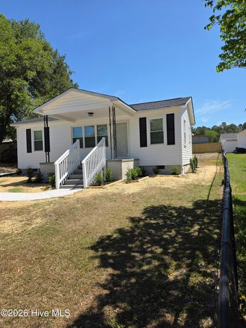 112 Hillview Street, Candor, NC 27229