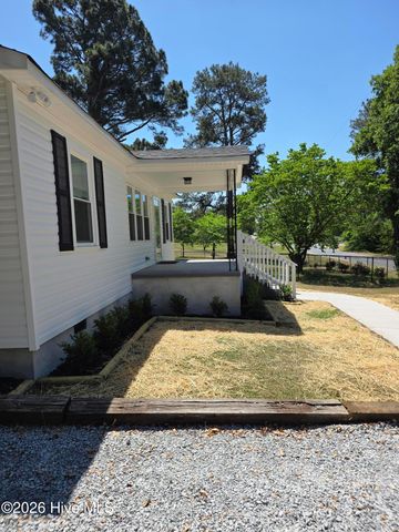 112 Hillview Street, Candor, NC 27229