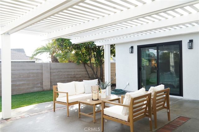 6862 Breeland Drive, Huntington Beach, CA 92647